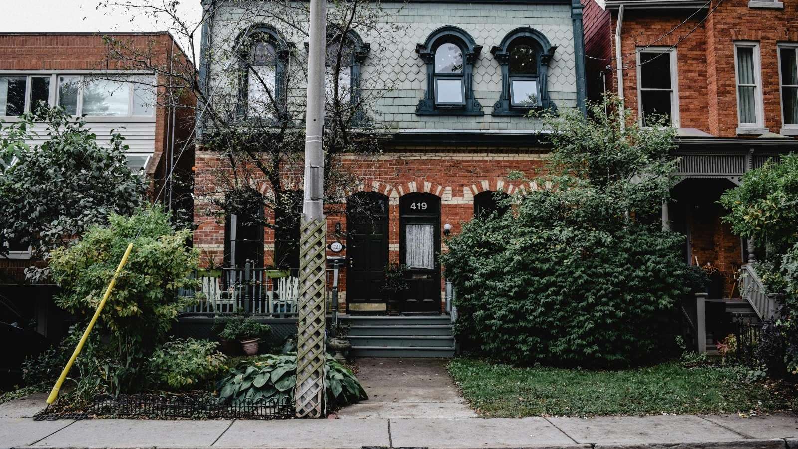 pexels-eva-bronzini-6074129 (1)-min